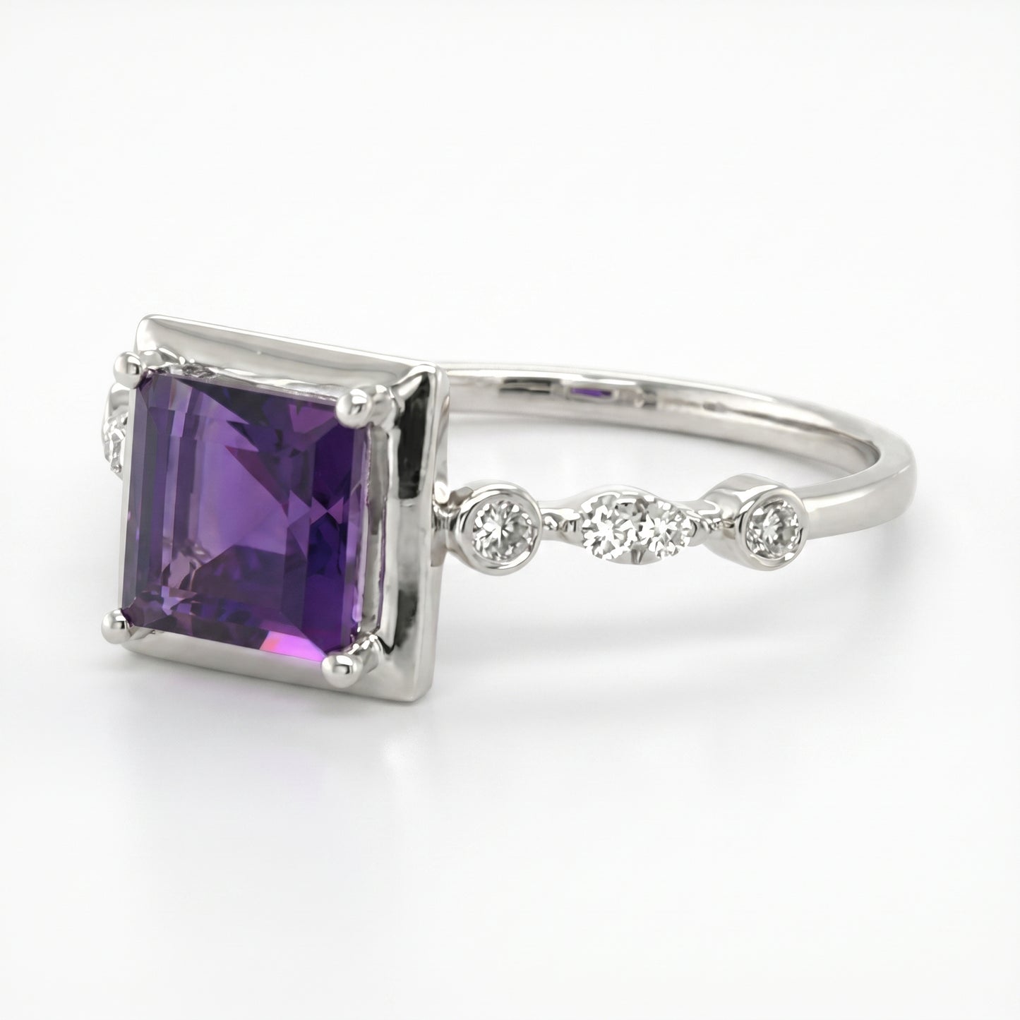 14K White Gold Amethyst & Diamond Ring