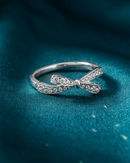 18K White Gold Petite Diamond Bow Ring - 0.25ctw, Size 6.5