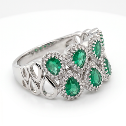 18K White Gold Emerald & Diamond Halo Ring - Size 6.5