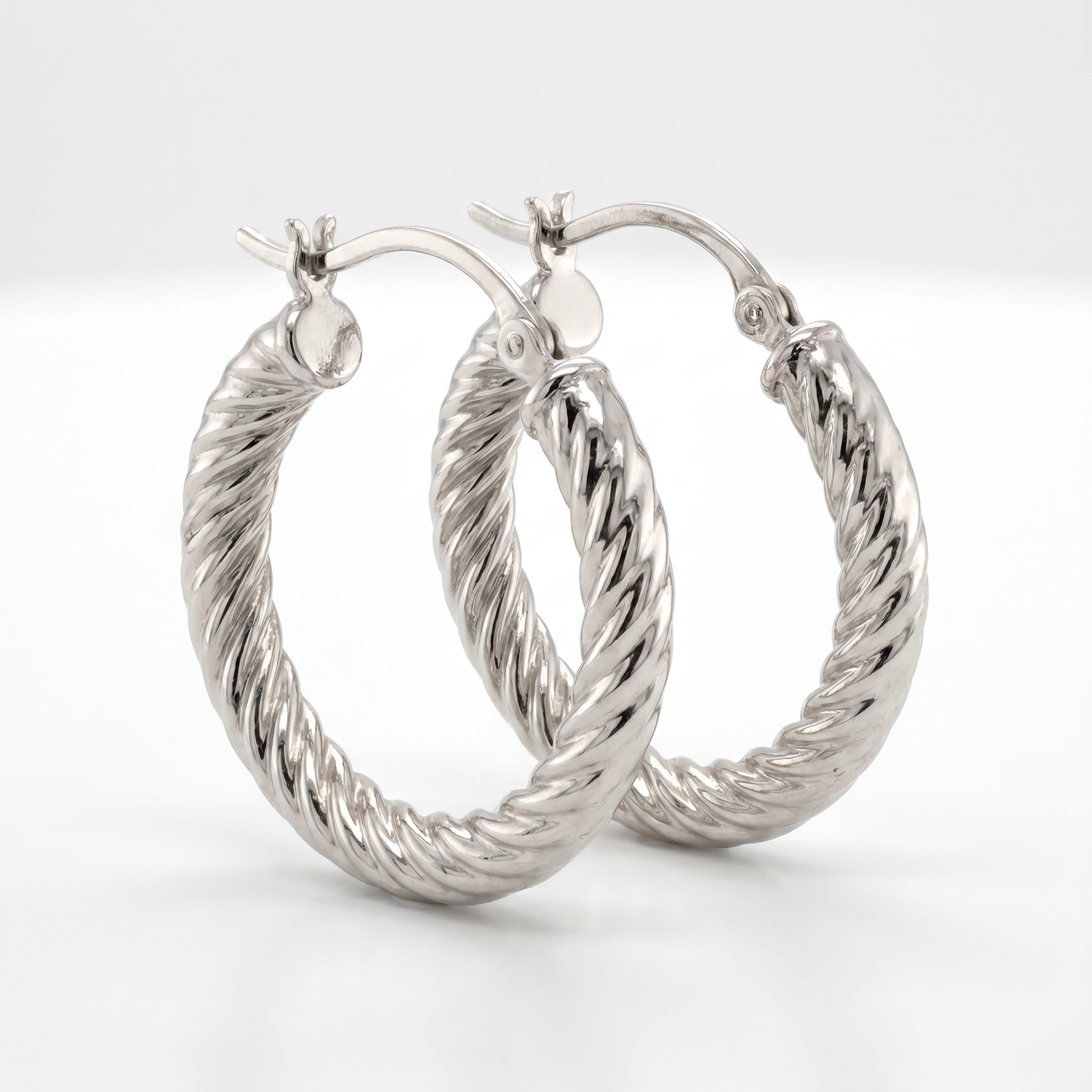 14K White Gold Ribbed Tube Hoop Earrings - 20mm