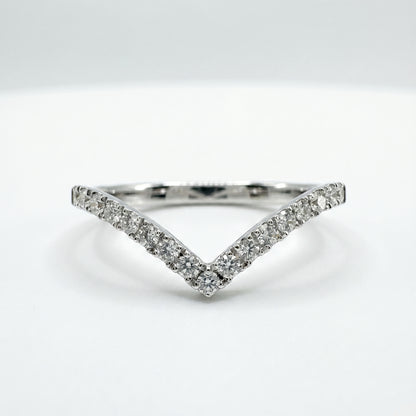 14K White Gold Diamond Chevron Ring - 0.27ct, Size 7