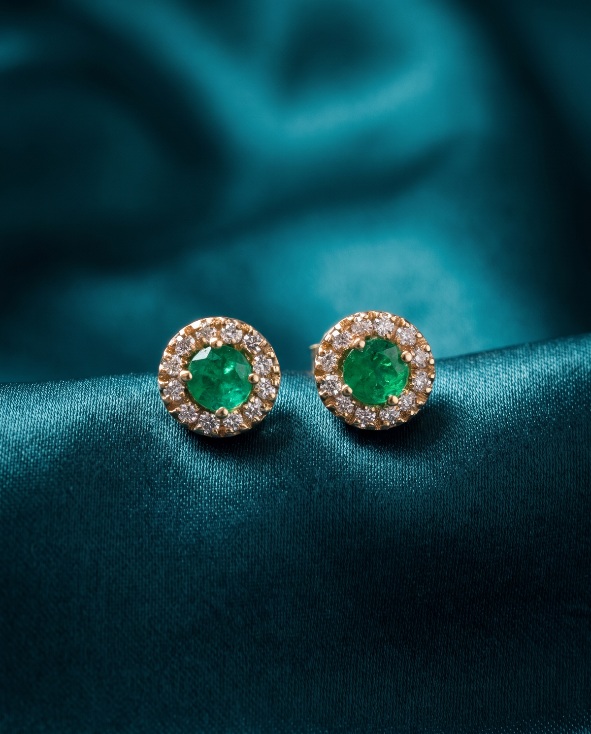 14K Yellow Gold Emerald & Diamond Halo Stud Earrings 0.81ctw