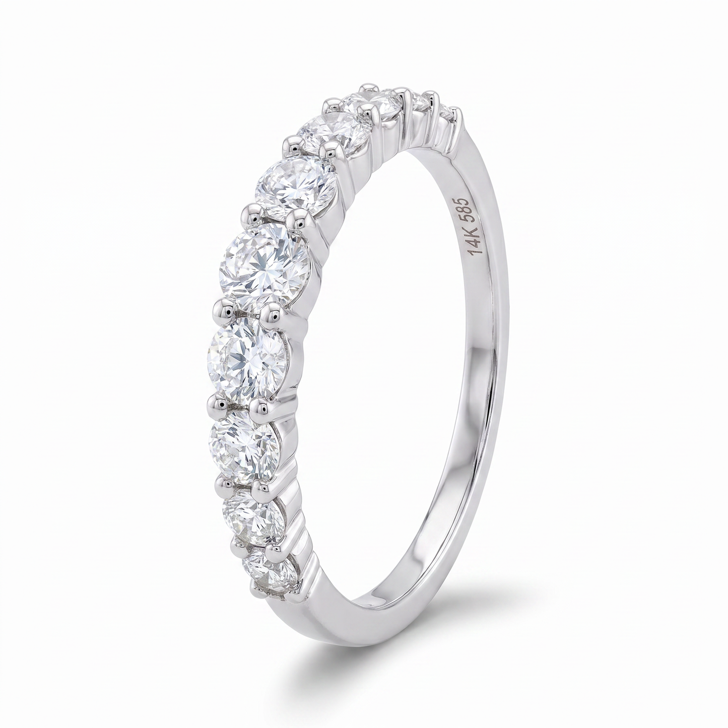 14K White Gold Graduated Diamond Wedding Band - 0.64ctw