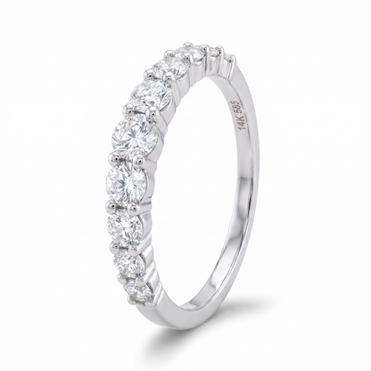 14K White Gold Graduated Diamond Wedding Band - 0.64ctw