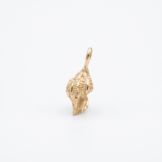 14K Yellow Gold Conch Shell Charm - Diamond Cut Textured