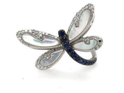 14K white gold ring featuring a dragonfly with mother-of-pearl wings and sapphire body.