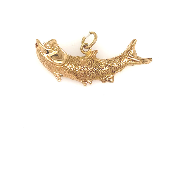 14K yellow gold tarpon fish charm pendant with textured scales and O-ring bail.