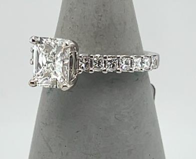 18K White Gold 1.70ct GIA Radiant Cut Diamond Engagement Ring