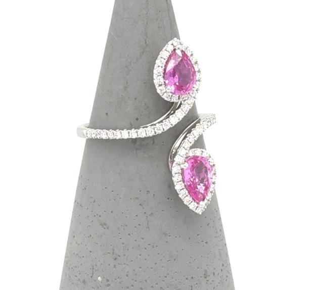 18K White Gold Pink Diamond Pendant