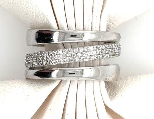 14K White Gold Diamond Band