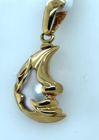 18K Yellow Gold Pearl Moon Face Pendant - 24mm Abstract Design