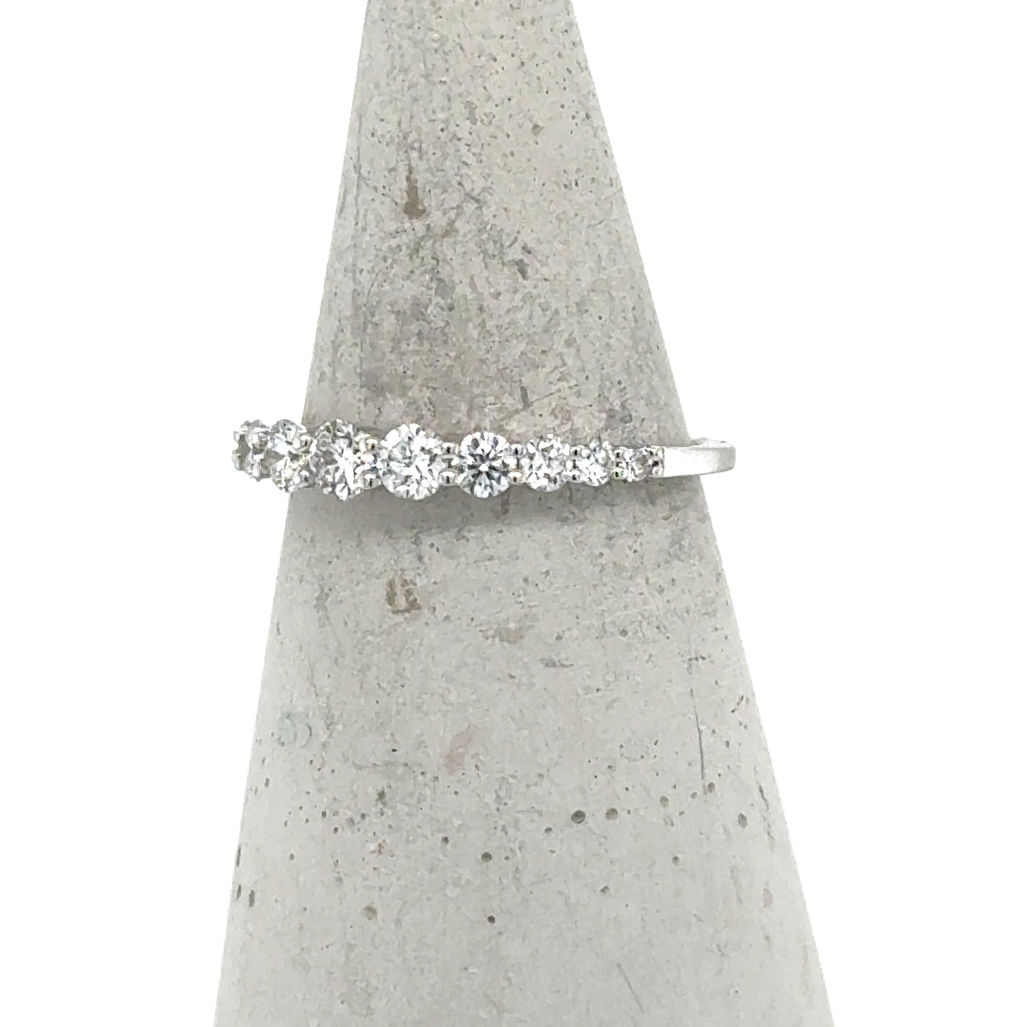 14K White Gold Graduated Diamond Wedding Band - 0.64ctw