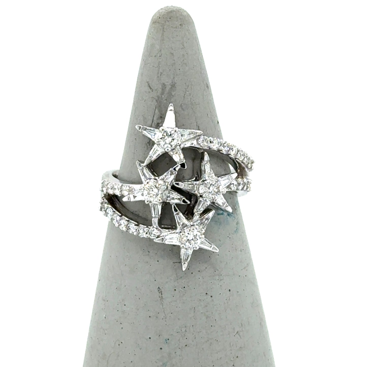 18K White Gold Diamond Shooting Star Ring