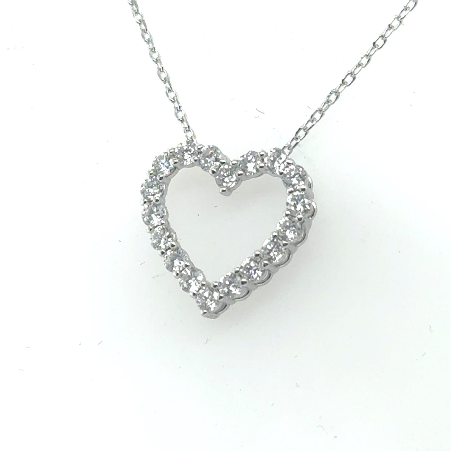 Sterling Silver 1.0ctw Lab Grown Diamond Heart Pendant