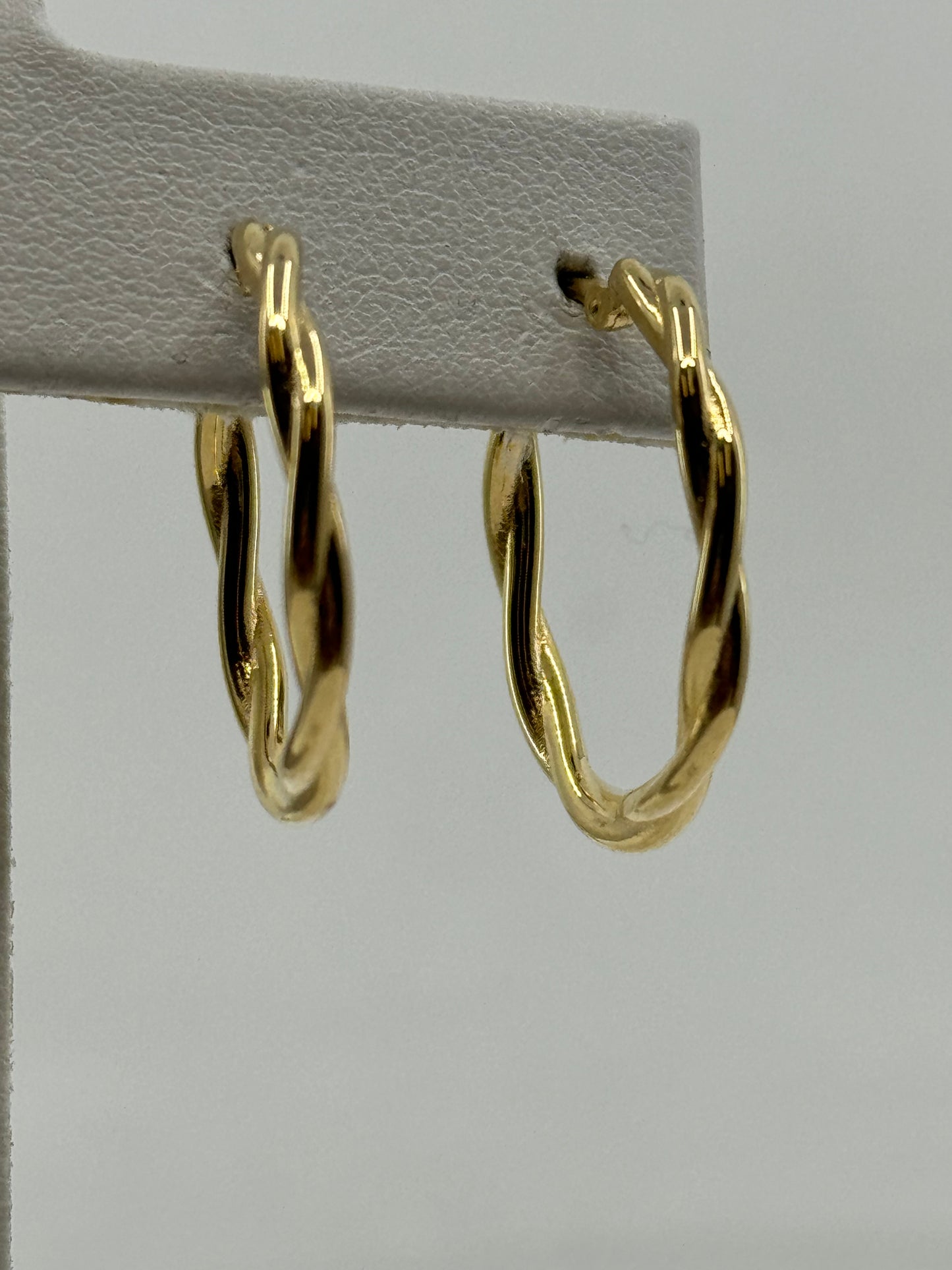 14K Yellow Gold Hoop Earrings