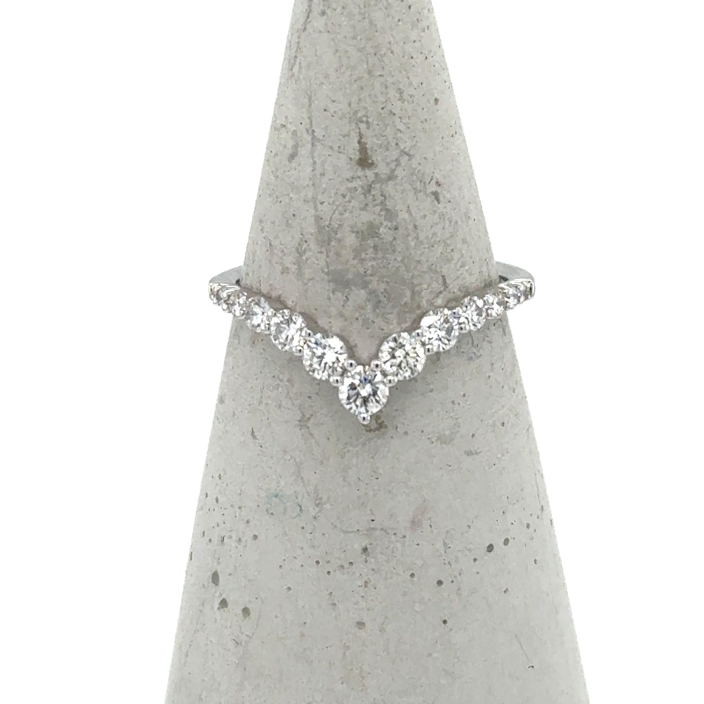 14K White Gold Graduated Diamond Chevron Band