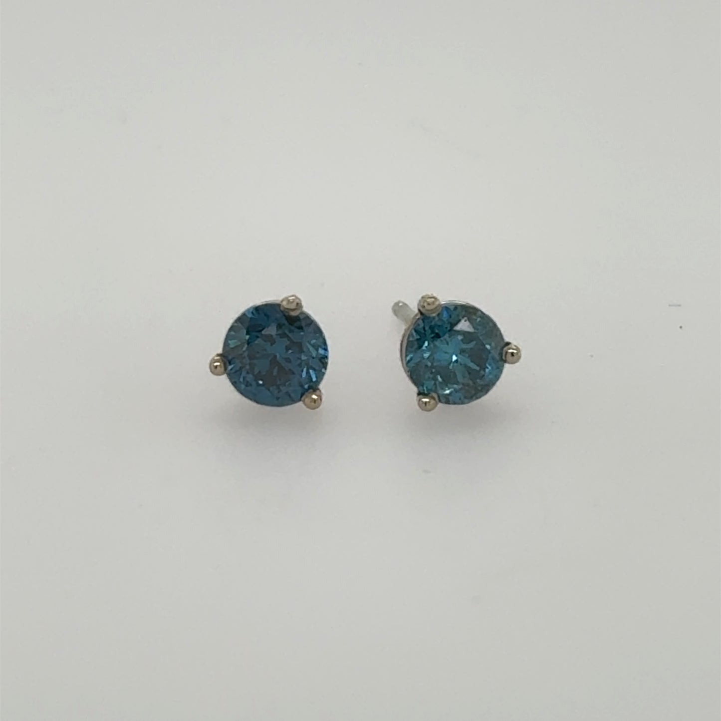 14K White Gold 0.72ctw Blue Diamond Stud Earrings