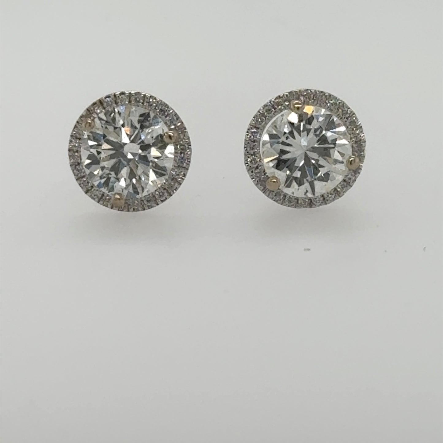 18K White Gold 2.15ctw Diamond Stud Earrings